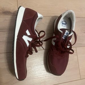Brand NEW New Balance 420 Burgundy Sneaker size 9